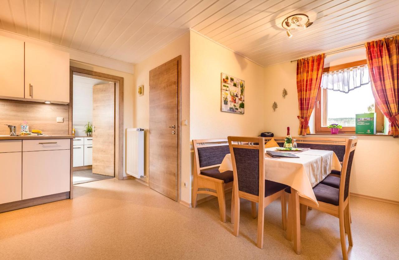 Bartlhof-Ferienwohnungen-Zimmer Burglengenfeld Exterior foto